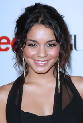 Vanessa Hudgens takes a sexy water treatments.